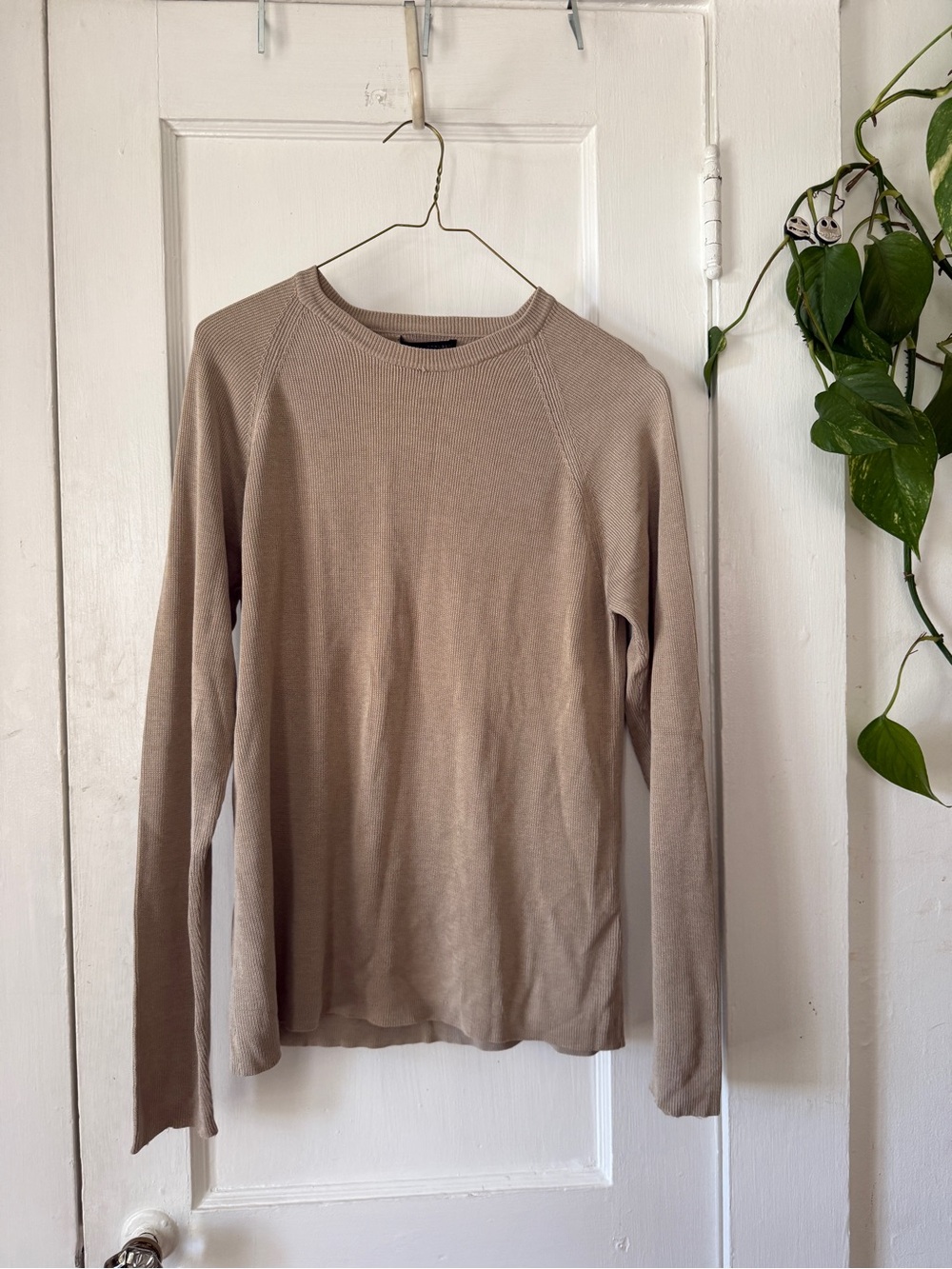 Banana Republic Men's Taupe Crewneck Long-Sleeve Shirt